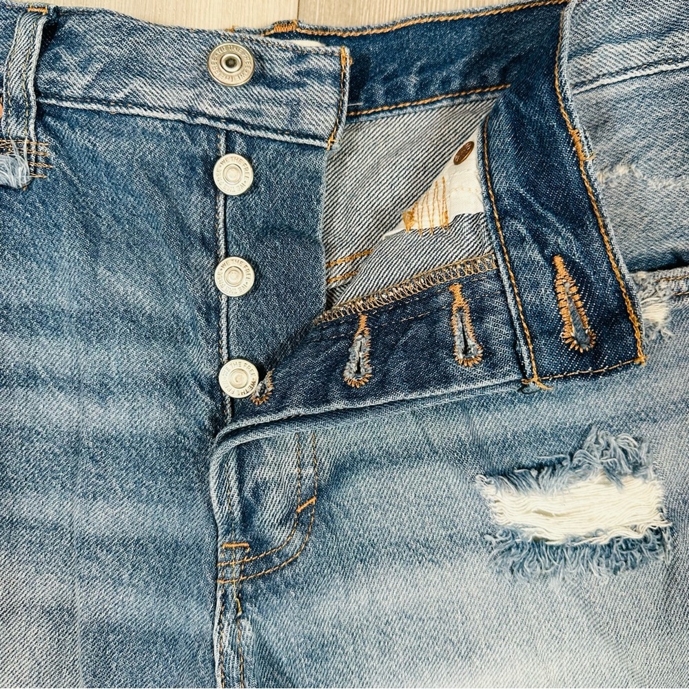 Free People We The Free Makai Cut Off Short in Vintage Light Denim Size 27 - Picture 5 of 9
